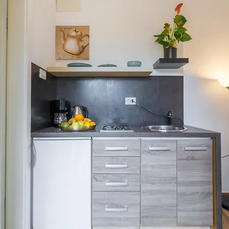 Apartment Zomzi