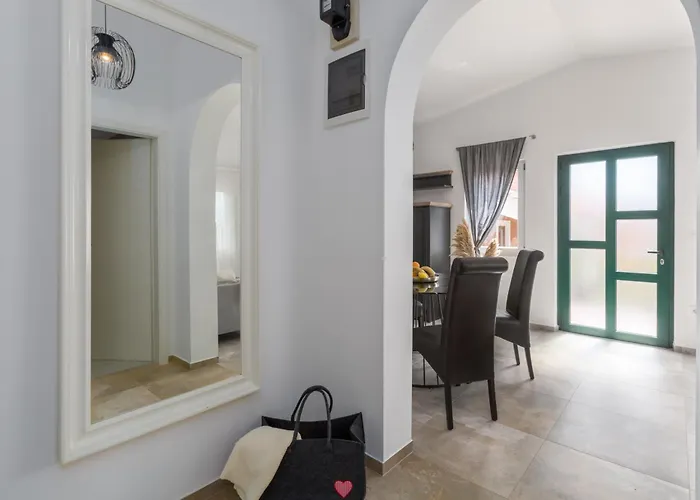 Zomzi Lejlighed Poreč