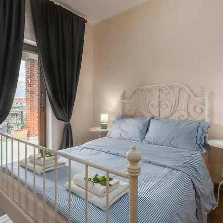Zomzi Apartman Porec